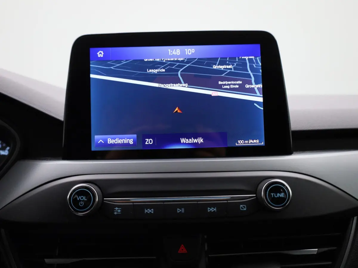 1.0 EcoBoost Hybrid Connected | Apple Carplay / Android Auto | LED Koplampen | Parkeersensoren | Multifunctioneel Stuurwiel |