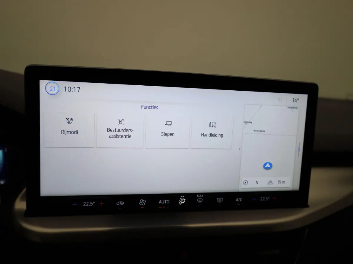 1.0 EcoBoost Hybrid Titanium X | Automaat | Apple Carplay/Android Auto | Trekhaak | Achteruitrijcamera | Parkeersensoren | Cruise Control | Lichtmetalen Velgen |