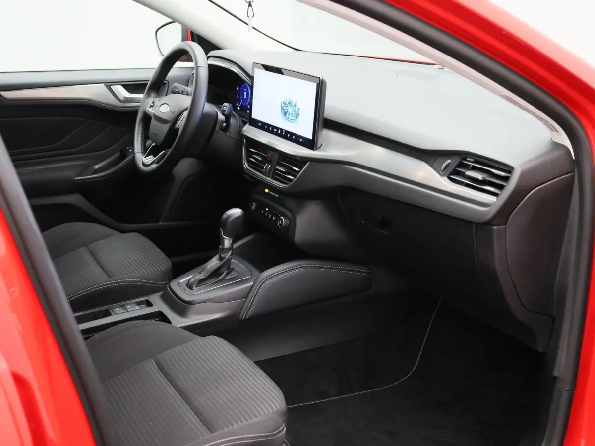1.0 EcoBoost Hybrid Titanium X | Automaat | Apple Carplay/Android Auto | Trekhaak | Achteruitrijcamera | Parkeersensoren | Cruise Control | Lichtmetalen Velgen |