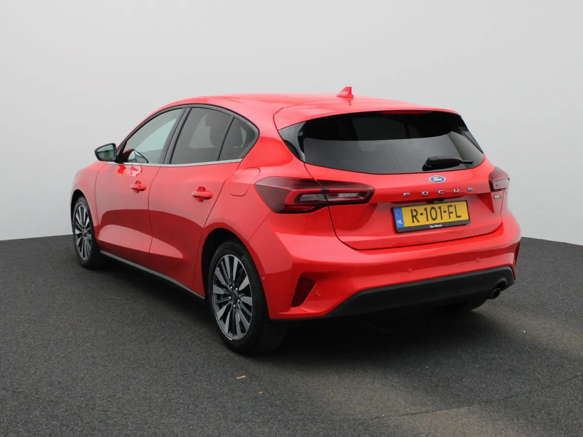 1.0 EcoBoost Hybrid Titanium X | Automaat | Apple Carplay/Android Auto | Trekhaak | Achteruitrijcamera | Parkeersensoren | Cruise Control | Lichtmetalen Velgen |