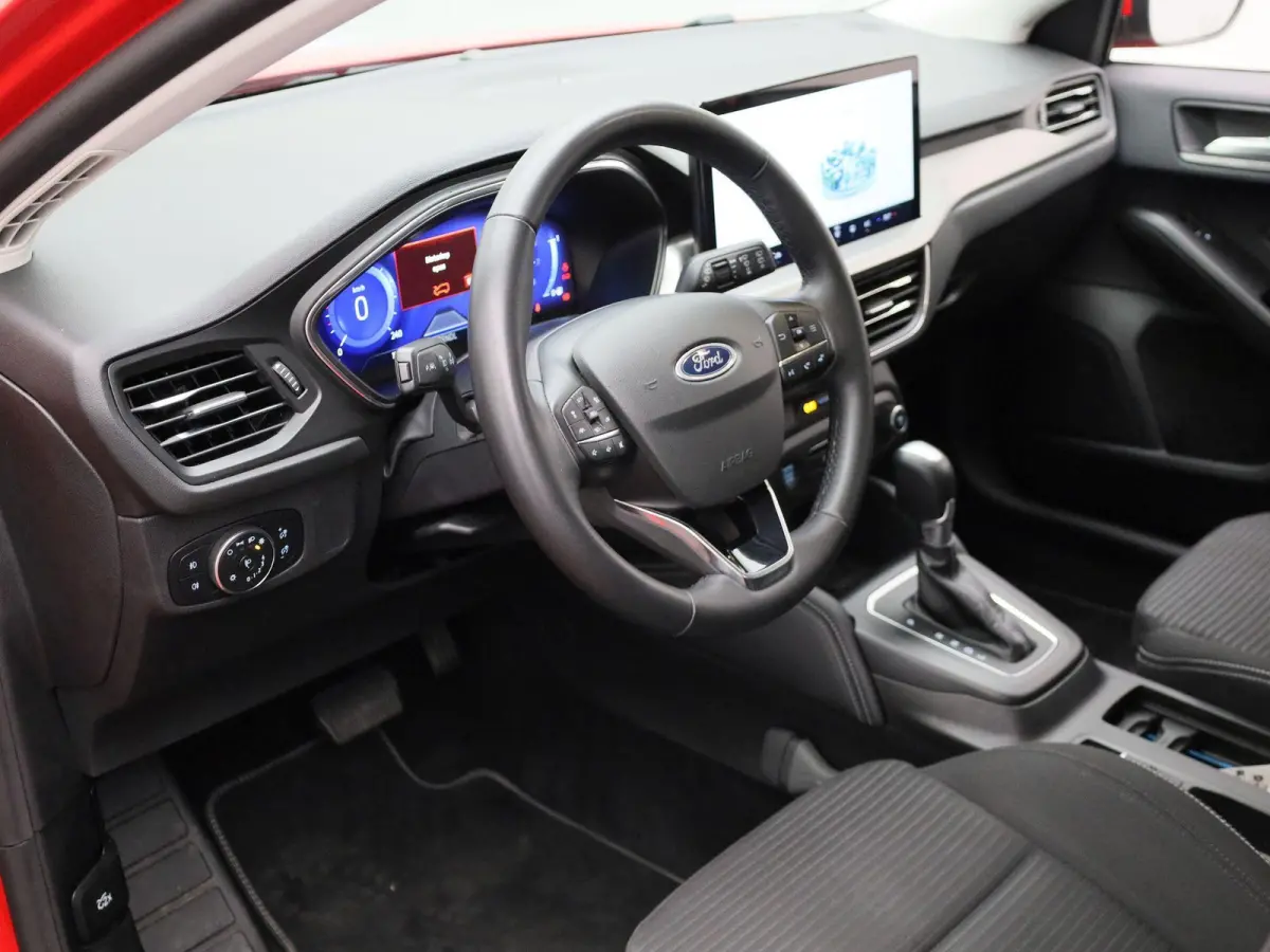 1.0 EcoBoost Hybrid Titanium X | Automaat | Apple Carplay/Android Auto | Trekhaak | Achteruitrijcamera | Parkeersensoren | Cruise Control | Lichtmetalen Velgen |