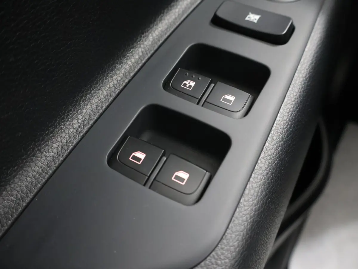 1.0 T-GDi MHEV DynamicPlusLine | Stoel/Stuurwielverwarming | Keyless | Navigatie | Parkeercamera | Climate Control |