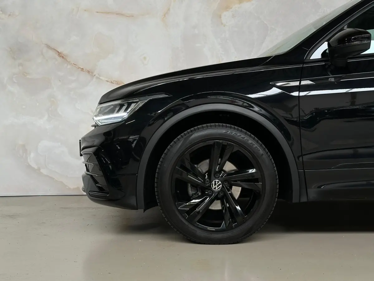1.5 TSI R-Line / Pano / Camera /