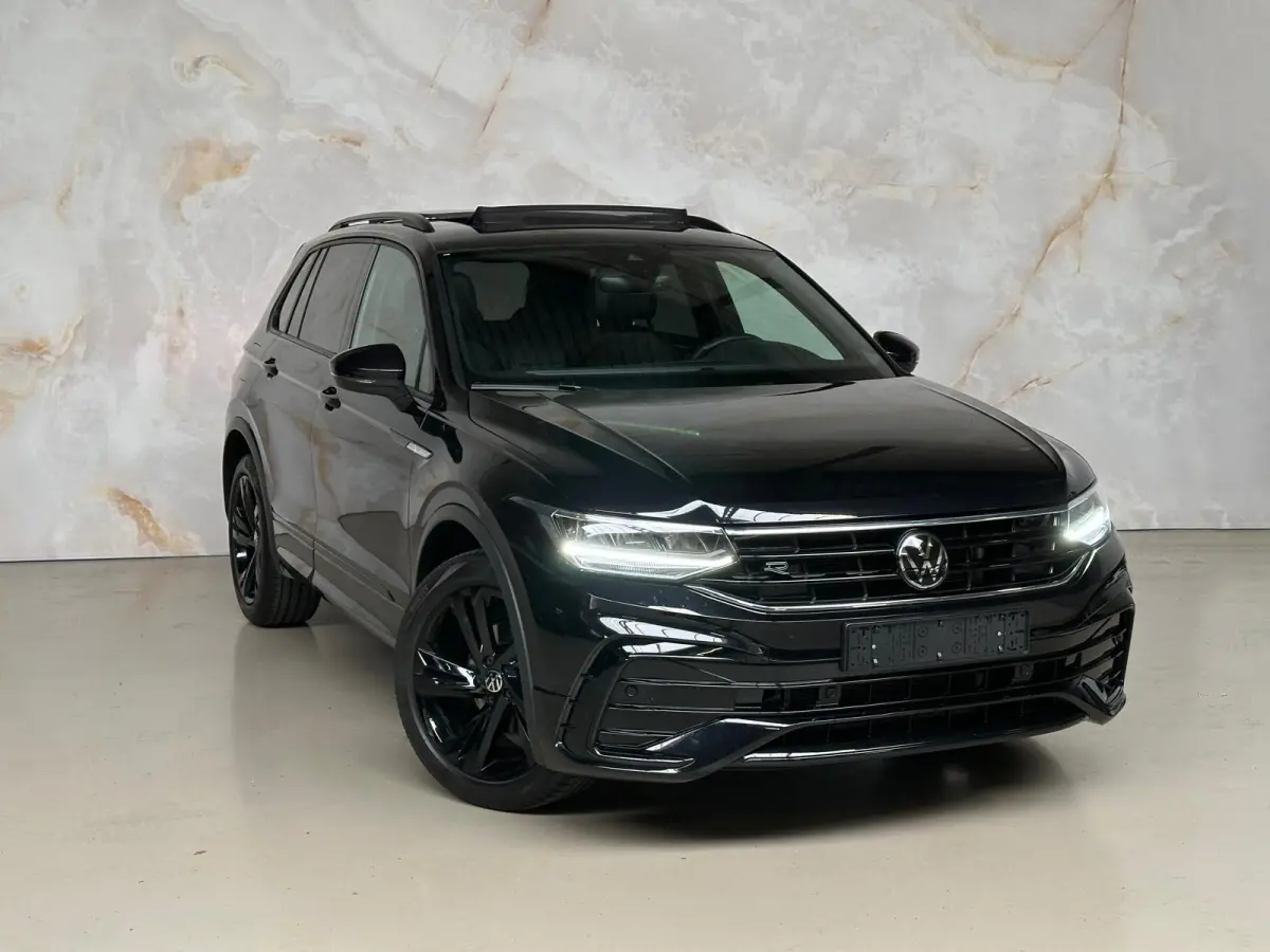 1.5 TSI R-Line / Pano / Camera /