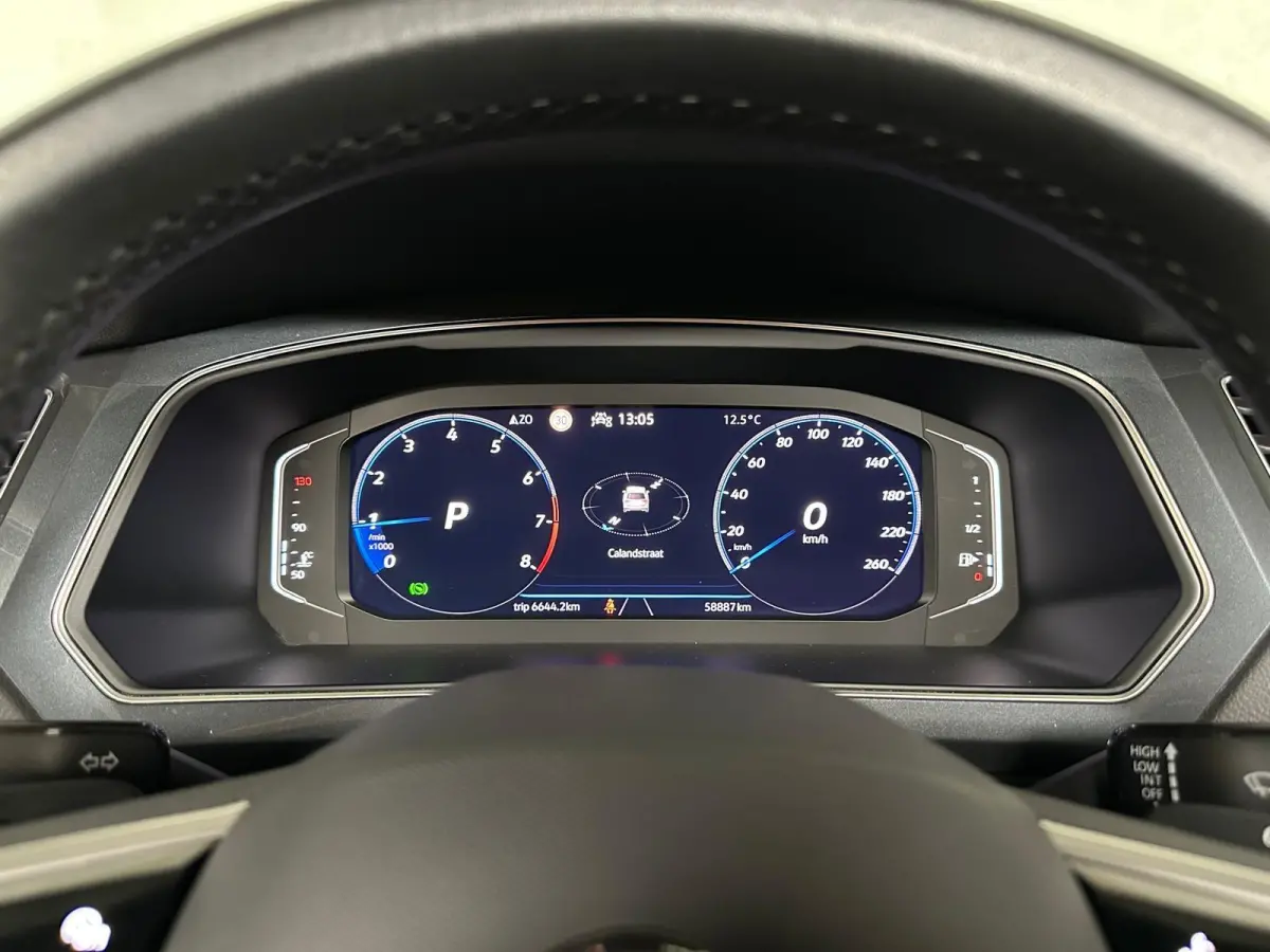 1.5 TSI R-Line / Pano / Camera /