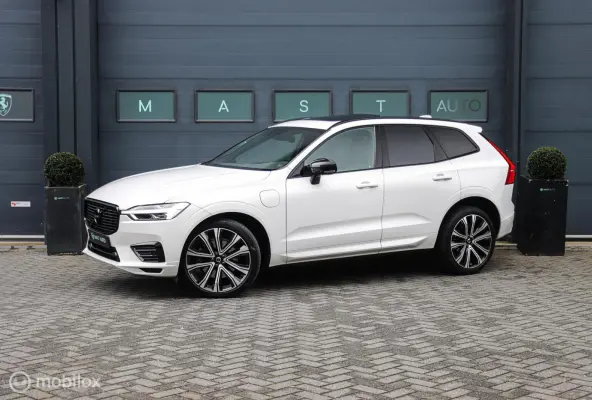 2.0 T8 Twin Engine AWD R-Design|Harman-Kardon|Camera|LED|ACC