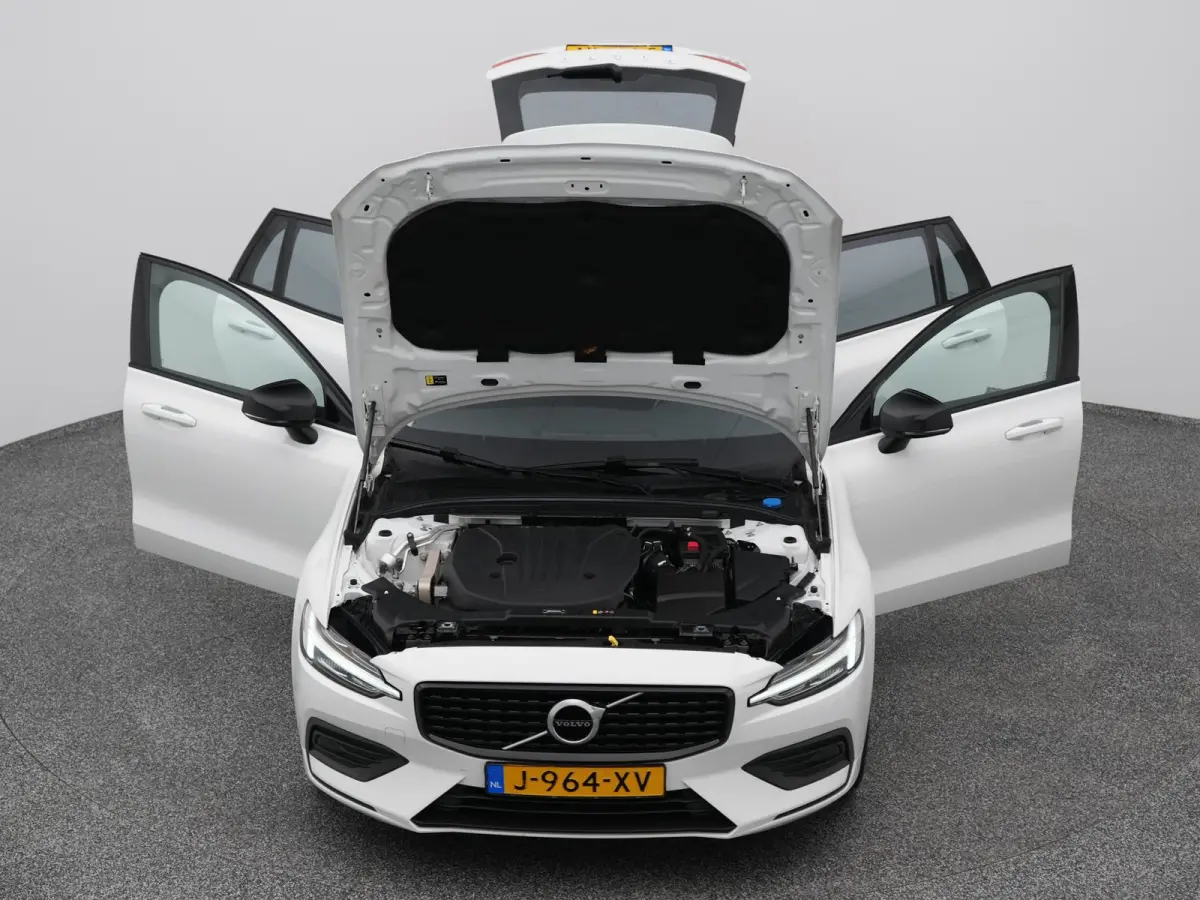 2.0 B3 Momentum Advantage | CRUISE | CARPLAY