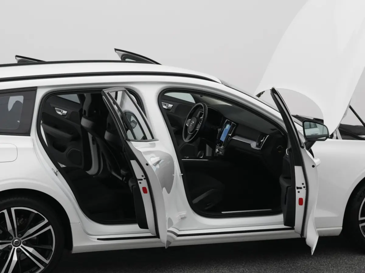 2.0 B3 Momentum Advantage | CRUISE | CARPLAY