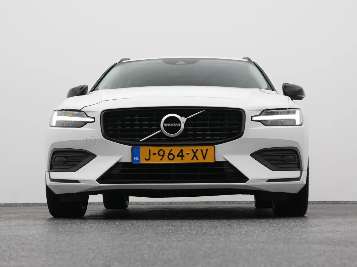 2.0 B3 Momentum Advantage | CRUISE | CARPLAY