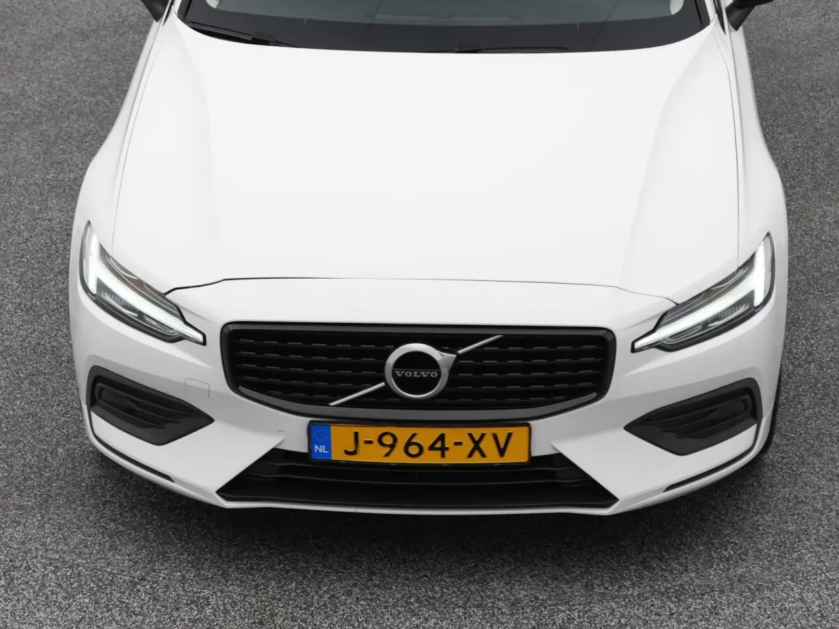 2.0 B3 Momentum Advantage | CRUISE | CARPLAY