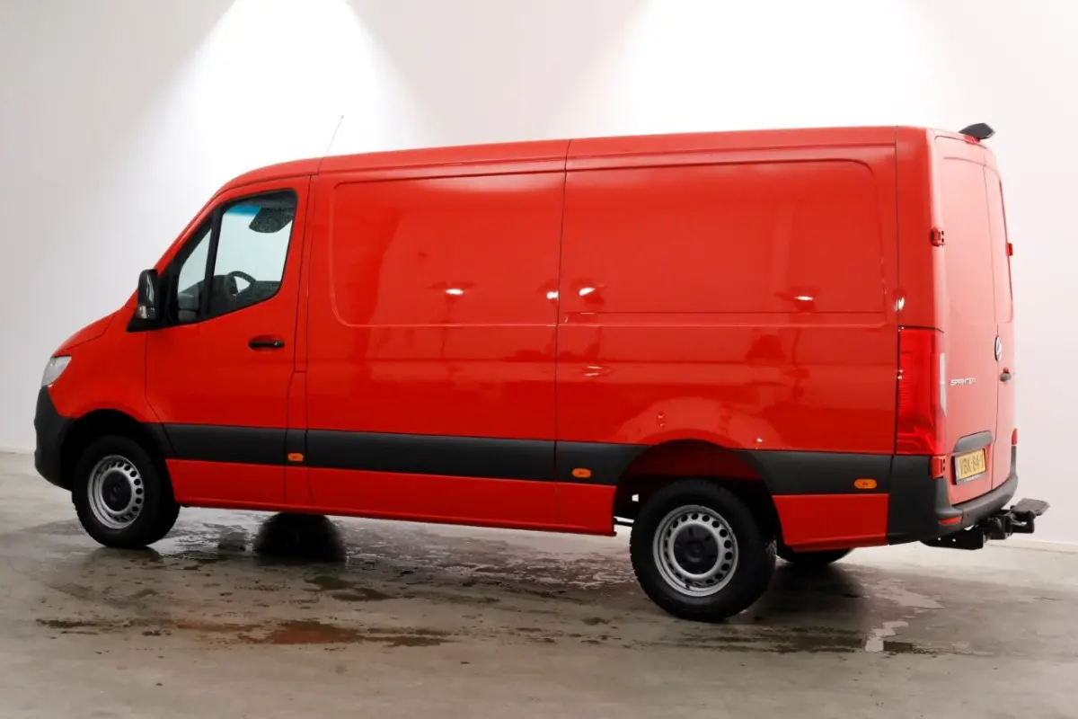 314 CDI 143pk E6 RWD L2H1 Navi/Camera/Trekhaak 3500kg 08-2019