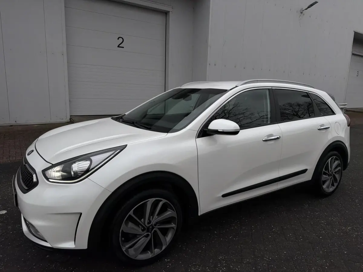 1.6 GDi Hybrid ExecutiveLine ACC/LEER/CARPLAY/NAP