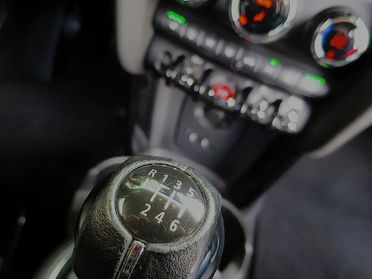 S 2.0 60 Years Edition F55 LCI 5-drs met Head-up, Adap. Cruis, Apple Carplay en 17"
