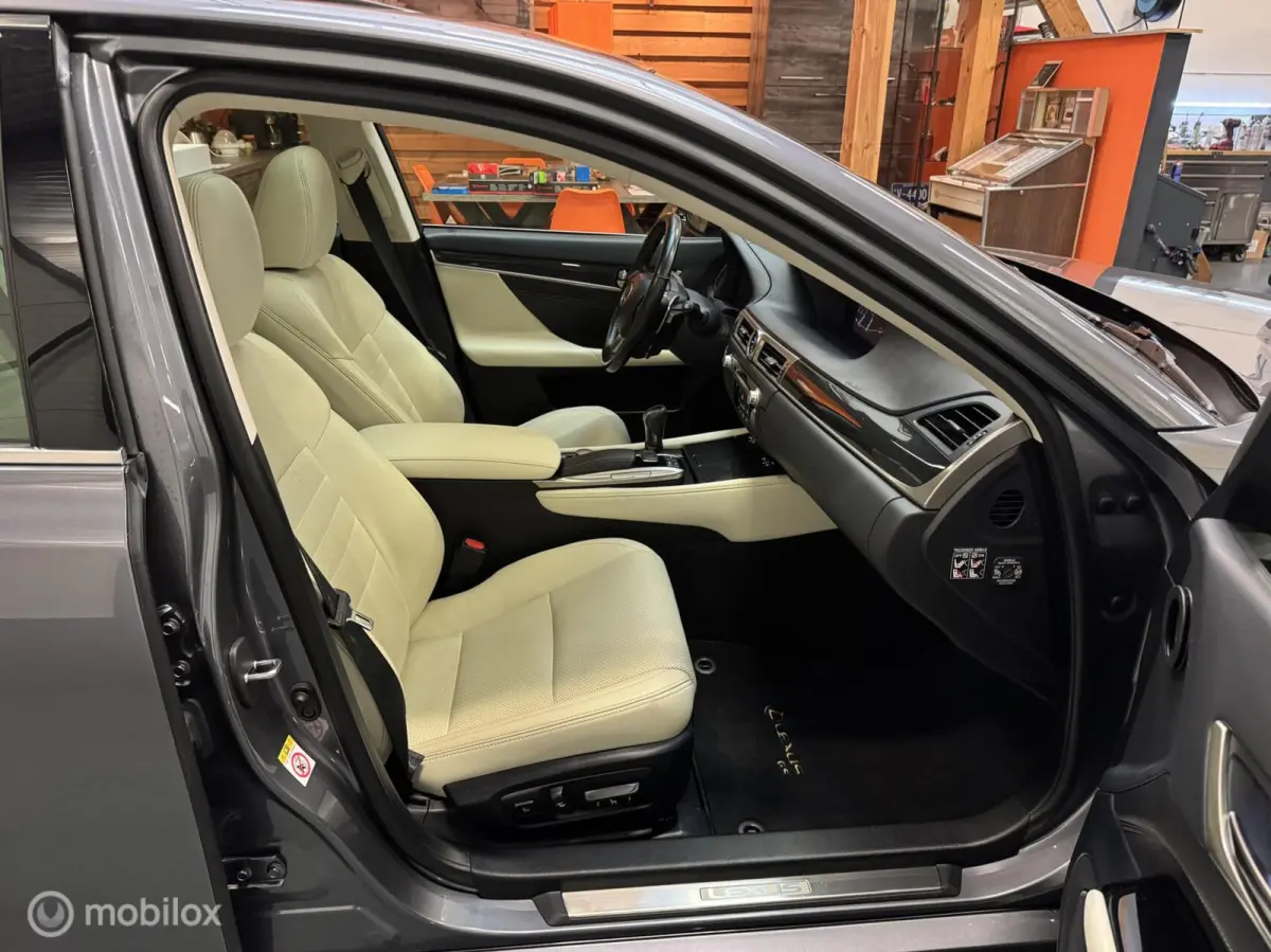 300h Luxury Line Leer|Schuifdak|NL-Auto!