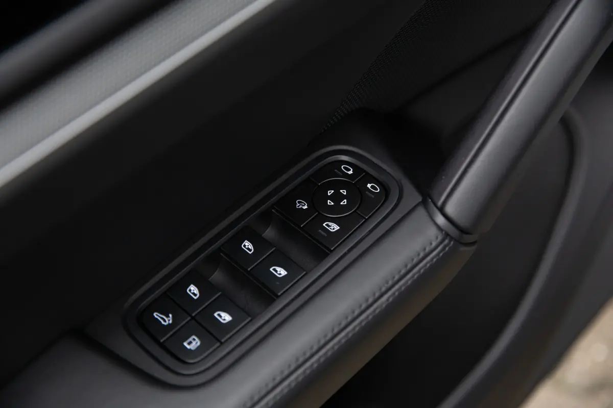 3.0 E-Hybrid , Panoramadak, Sport Chrono, Luchtvering, Adapt. Cruise, Softclose, HUD,