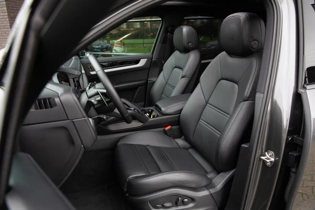 3.0 E-Hybrid , Panoramadak, Sport Chrono, Luchtvering, Adapt. Cruise, Softclose, HUD,