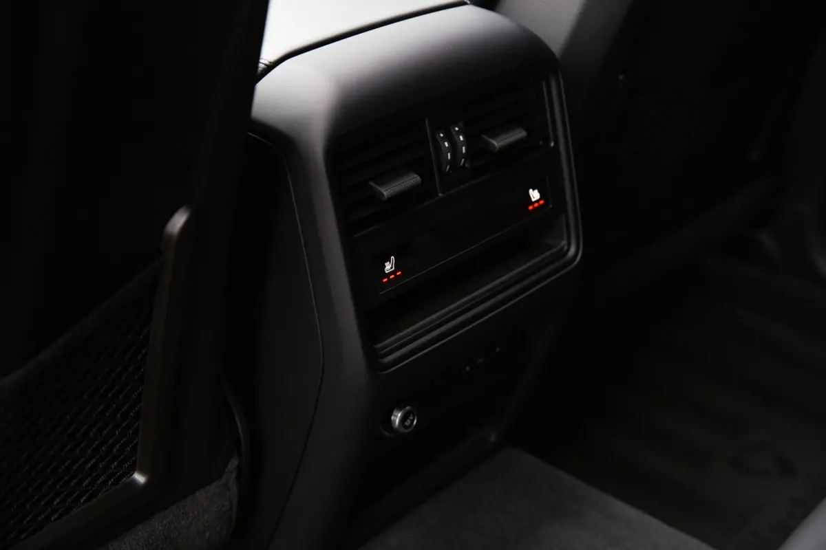 3.0 E-Hybrid , Panoramadak, Sport Chrono, Luchtvering, Adapt. Cruise, Softclose, HUD,