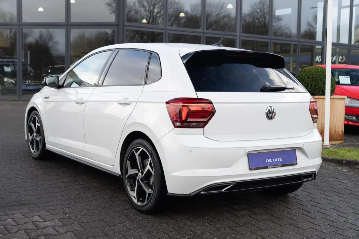 1.6 TDI R-Line DSG|2e Eig.|Virtual|CarPlay|Beats Audio|LED|BTW|Stoelverw.|Camera|Nieuwe Distributie|Perfect Onderhouden