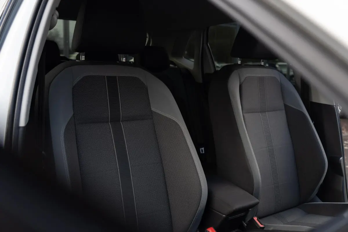 1.6 TDI R-Line DSG|2e Eig.|Virtual|CarPlay|Beats Audio|LED|BTW|Stoelverw.|Camera|Nieuwe Distributie|Perfect Onderhouden