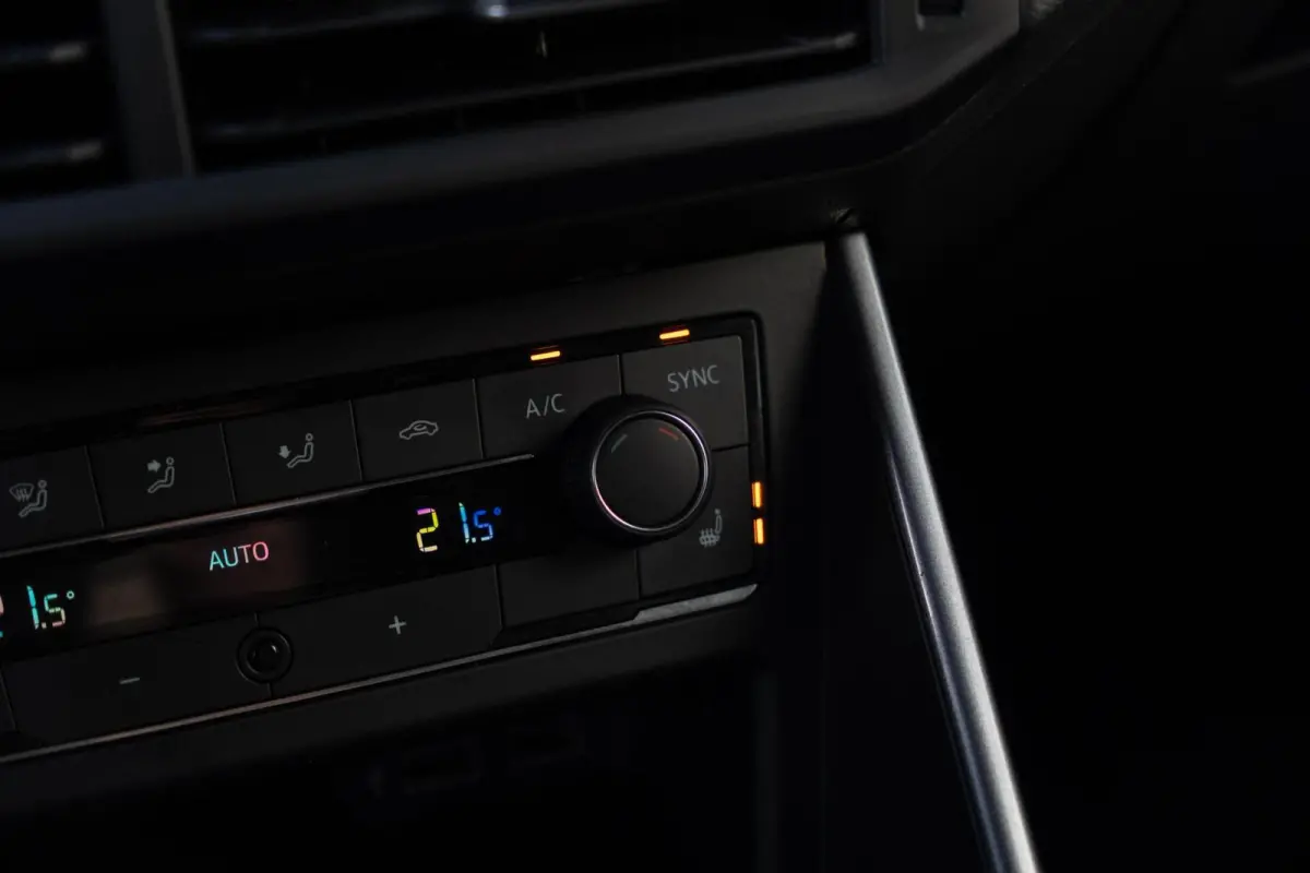 1.6 TDI R-Line DSG|2e Eig.|Virtual|CarPlay|Beats Audio|LED|BTW|Stoelverw.|Camera|Nieuwe Distributie|Perfect Onderhouden