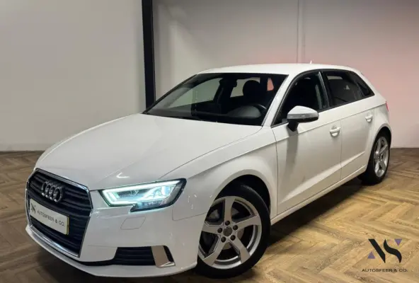 1.0 TFSI Sport Lease Edition PDC NAVI