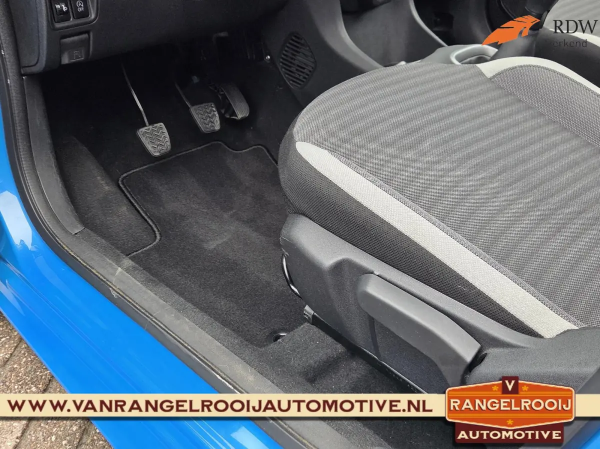 1.0 VVT-i x-play, vouwdak, airco, camera, DAB, carplay