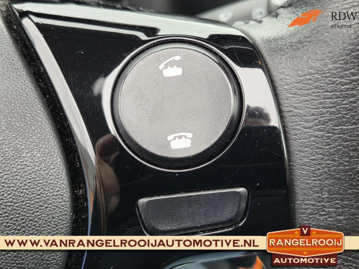 1.0 VVT-i x-play, vouwdak, airco, camera, DAB, carplay