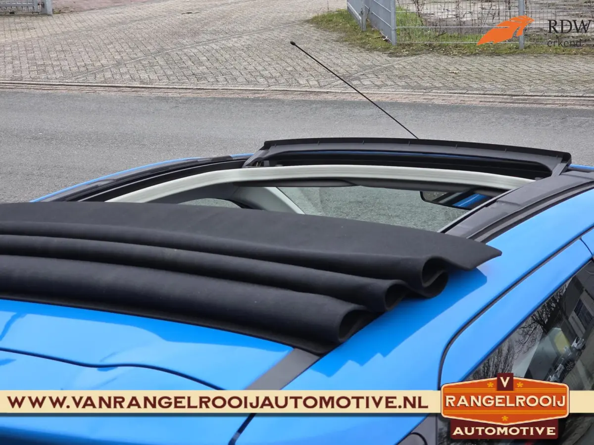 1.0 VVT-i x-play, vouwdak, airco, camera, DAB, carplay