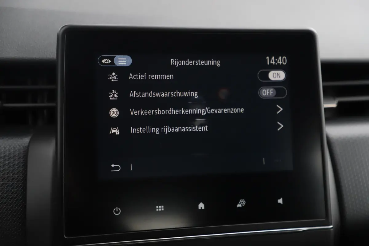 1.0 TCe 90 Equilibre Navigatie Airco Cruise Control Carplay Android Rijstrooksensor Parkeersensor