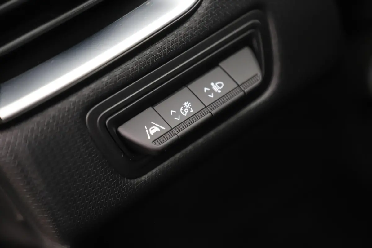 1.0 TCe 90 Equilibre Navigatie Airco Cruise Control Carplay Android Rijstrooksensor Parkeersensor