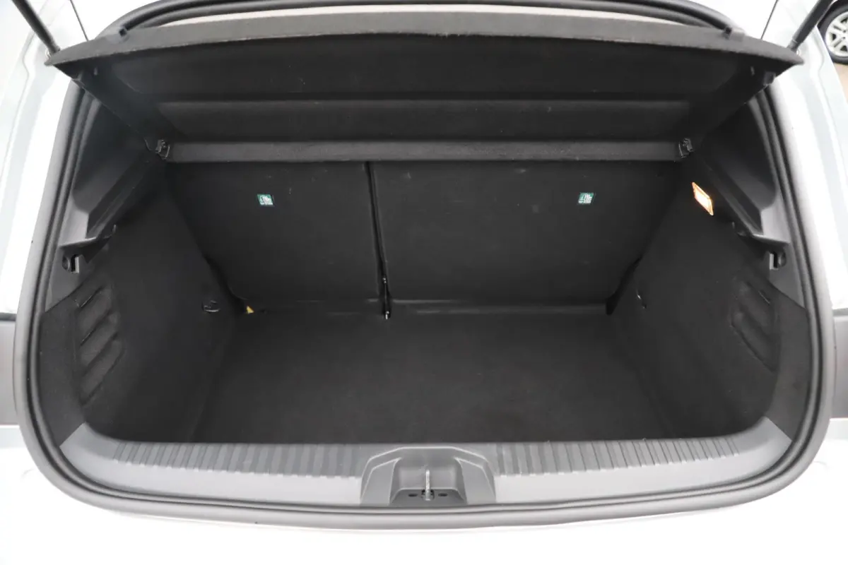 1.0 TCe 90 Equilibre Navigatie Airco Cruise Control Carplay Android Rijstrooksensor Parkeersensor
