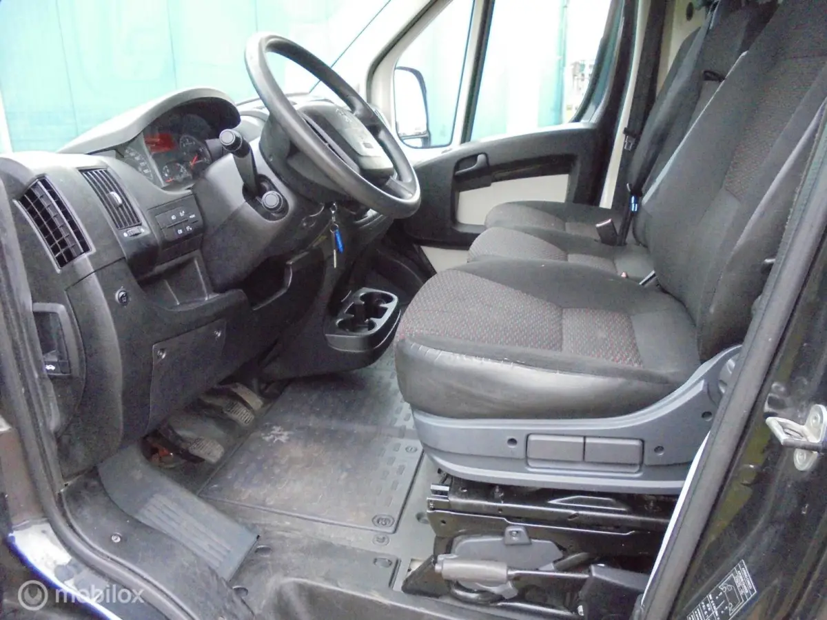 Bestel 330 2.0 BlueHDI L2H2 Pro TEKST LEZEN