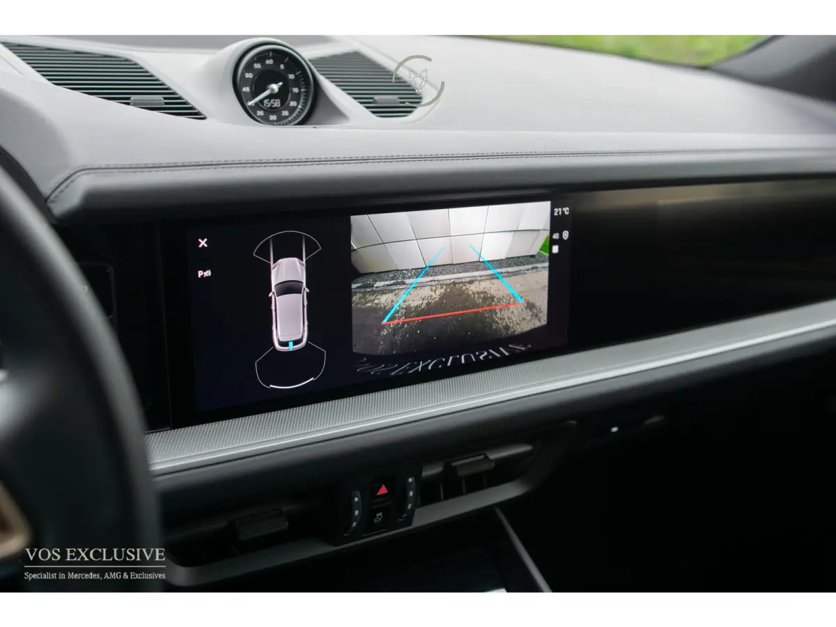 3.0 E-Hybrid SportDesign|Passenger Display|21''|Luchtvering|HUD|ACC|Bose|18-voudig|Pano|Stoelkoeling