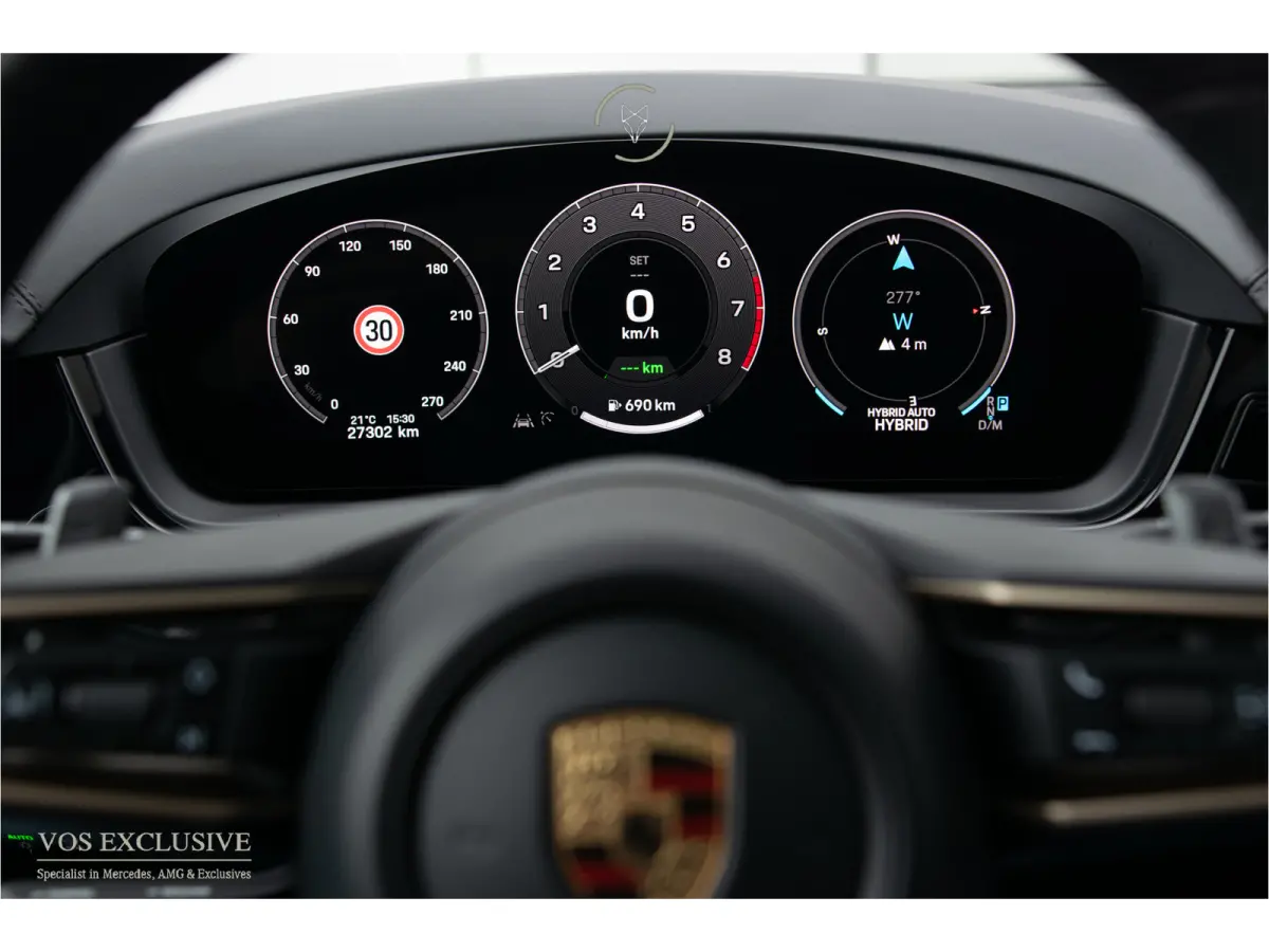 3.0 E-Hybrid SportDesign|Passenger Display|21''|Luchtvering|HUD|ACC|Bose|18-voudig|Pano|Stoelkoeling
