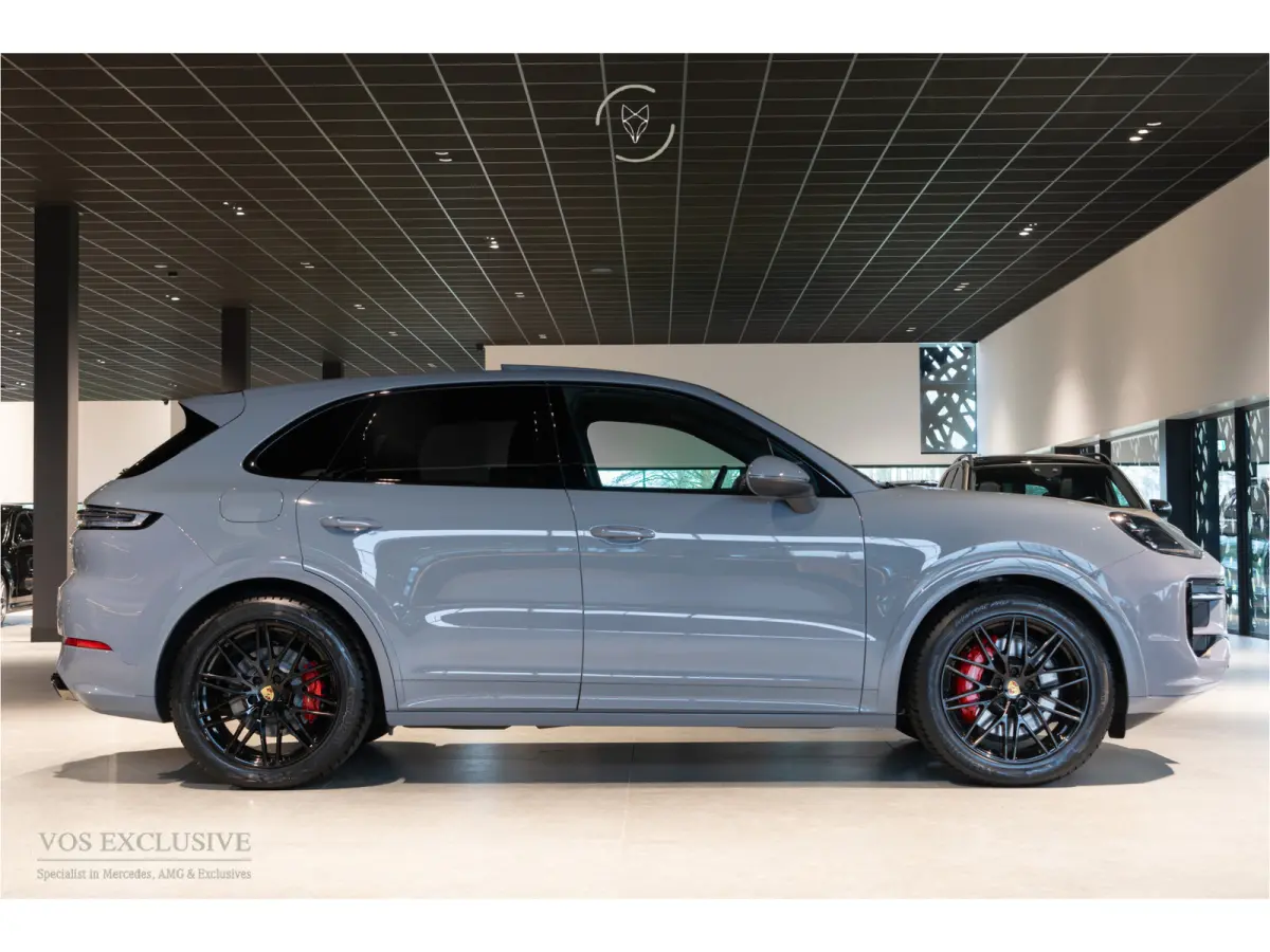 3.0 E-Hybrid SportDesign|Passenger Display|21''|Luchtvering|HUD|ACC|Bose|18-voudig|Pano|Stoelkoeling