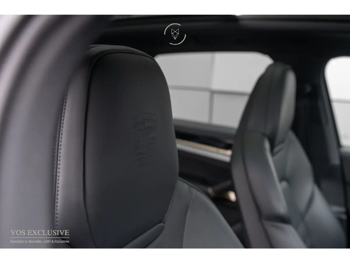 3.0 E-Hybrid SportDesign|Passenger Display|21''|Luchtvering|HUD|ACC|Bose|18-voudig|Pano|Stoelkoeling