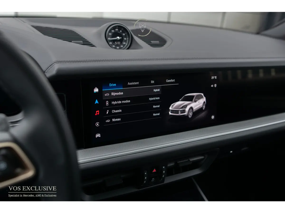 3.0 E-Hybrid SportDesign|Passenger Display|21''|Luchtvering|HUD|ACC|Bose|18-voudig|Pano|Stoelkoeling