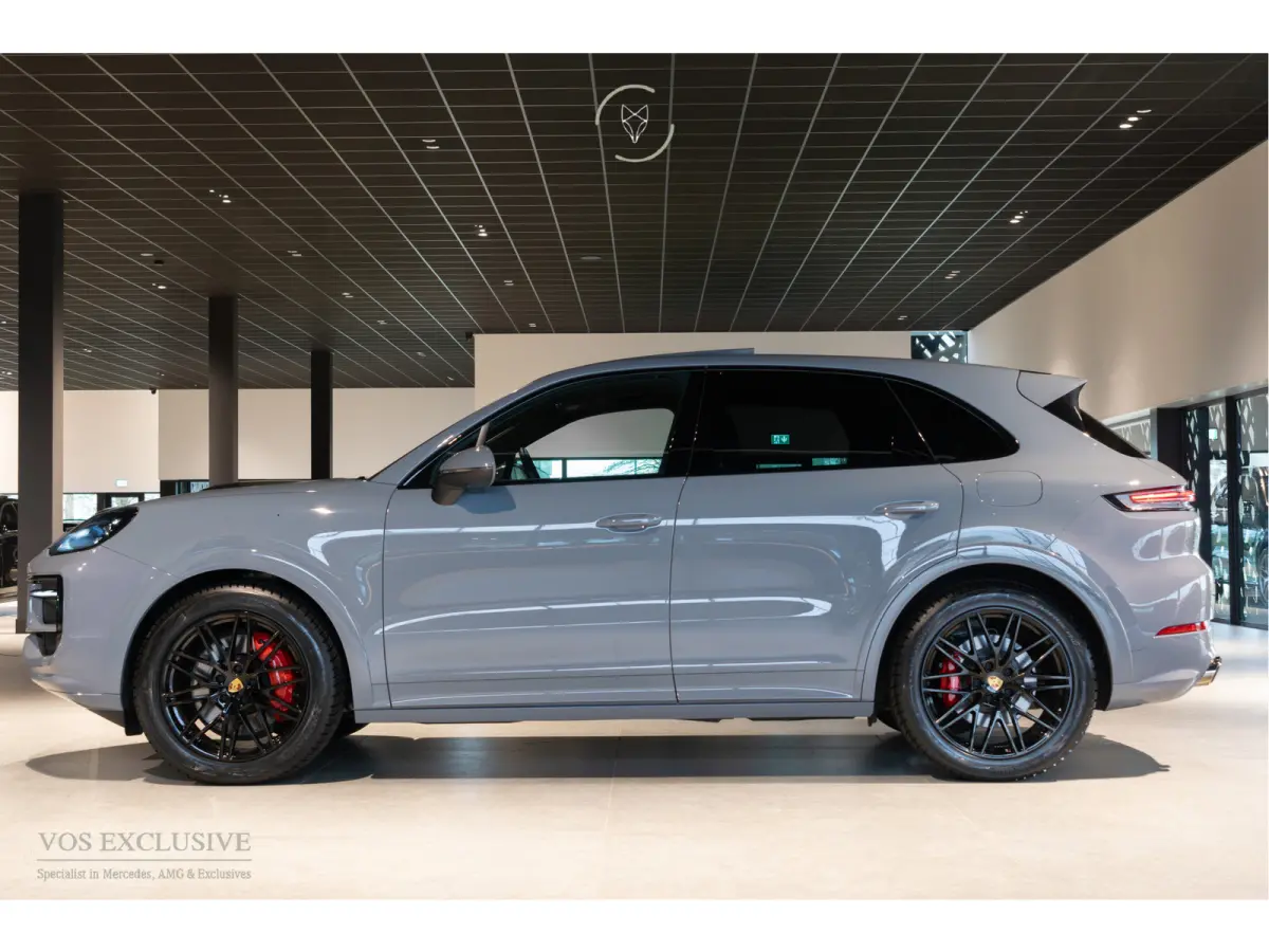 3.0 E-Hybrid SportDesign|Passenger Display|21''|Luchtvering|HUD|ACC|Bose|18-voudig|Pano|Stoelkoeling
