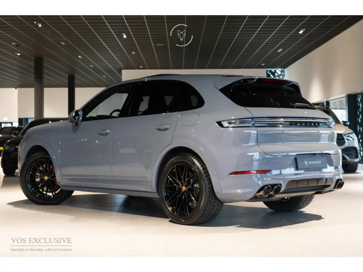 3.0 E-Hybrid SportDesign|Passenger Display|21''|Luchtvering|HUD|ACC|Bose|18-voudig|Pano|Stoelkoeling
