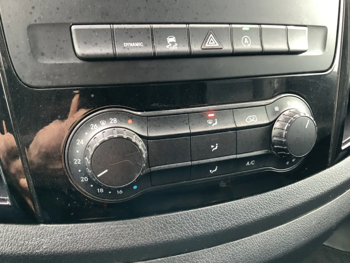 114 CDI L3 Automaat Airco Cruise Camera Trekhaak 2000 kg 3 Zits Navi Euro 6