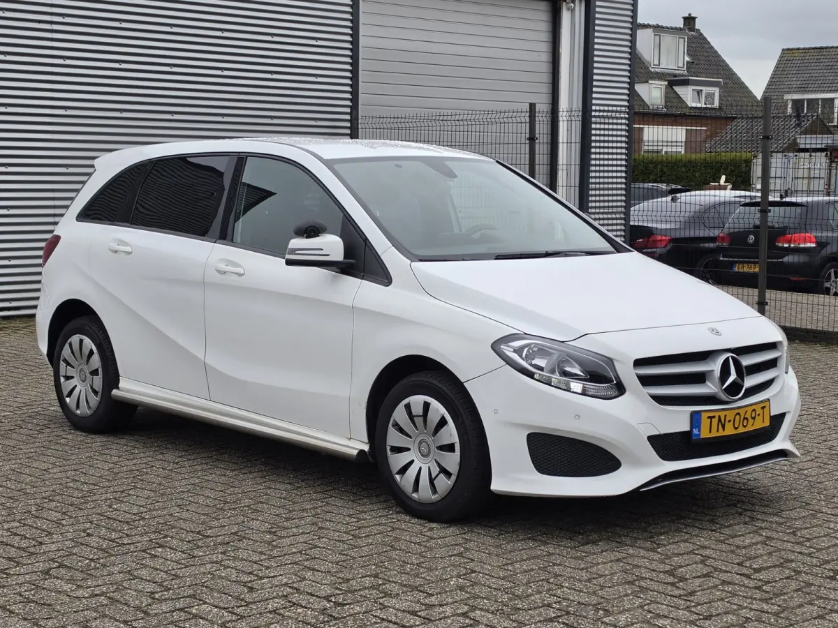 220D Aut Cruise Controle 1Ste Eigenaar Nap