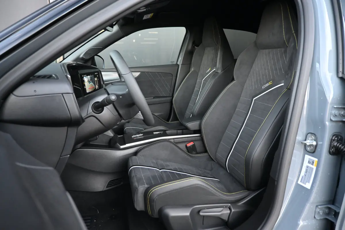 GSE 54 kWh 280pk DEMO-DEAL! | SABELT-Seats | Torsen Sper differentieel | Adaptive Cruise | Stuur/Stoelverwarming | !!