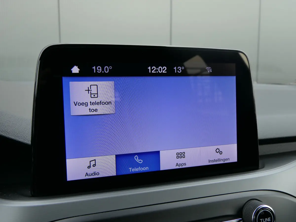 1.0 EcoBoost Hybrid ST Line | Winterpack | Camera | LED | Cruise Control | Keyless Entry/Go | DAB | CarPlay/Android Auto