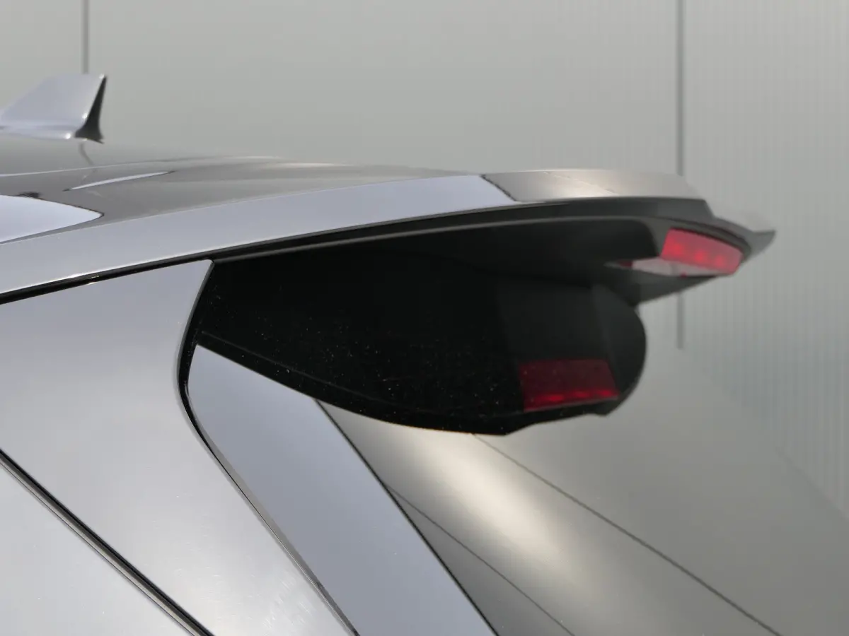 1.0 EcoBoost Hybrid ST Line | Winterpack | Camera | LED | Cruise Control | Keyless Entry/Go | DAB | CarPlay/Android Auto