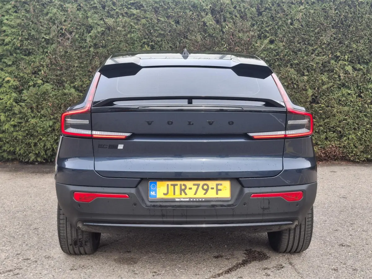 Single Motor Extended Range Plus Black Ed. 82 kWh | Demo | Panoramadak | 360 camera | Harman/Kardon | Pilot Assist |