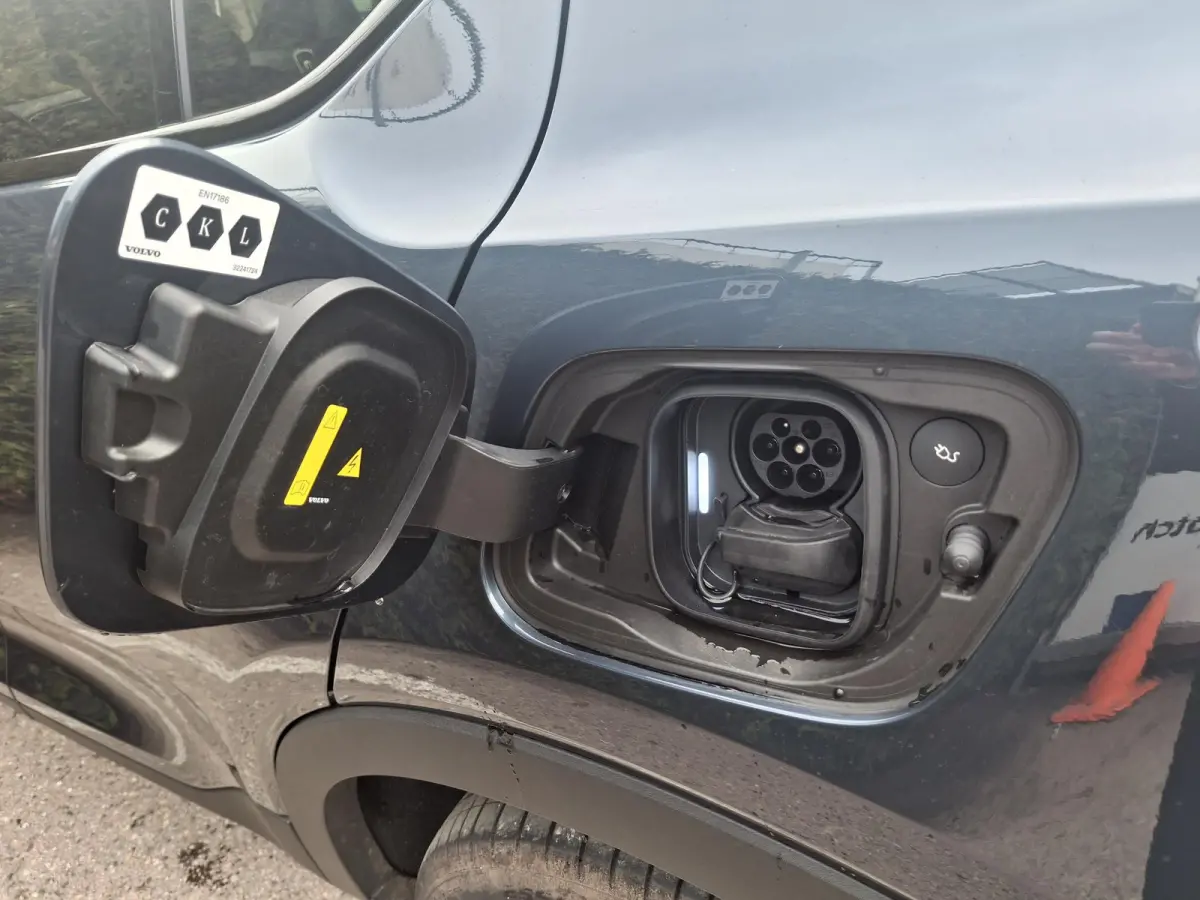 Single Motor Extended Range Plus Black Ed. 82 kWh | Demo | Panoramadak | 360 camera | Harman/Kardon | Pilot Assist |