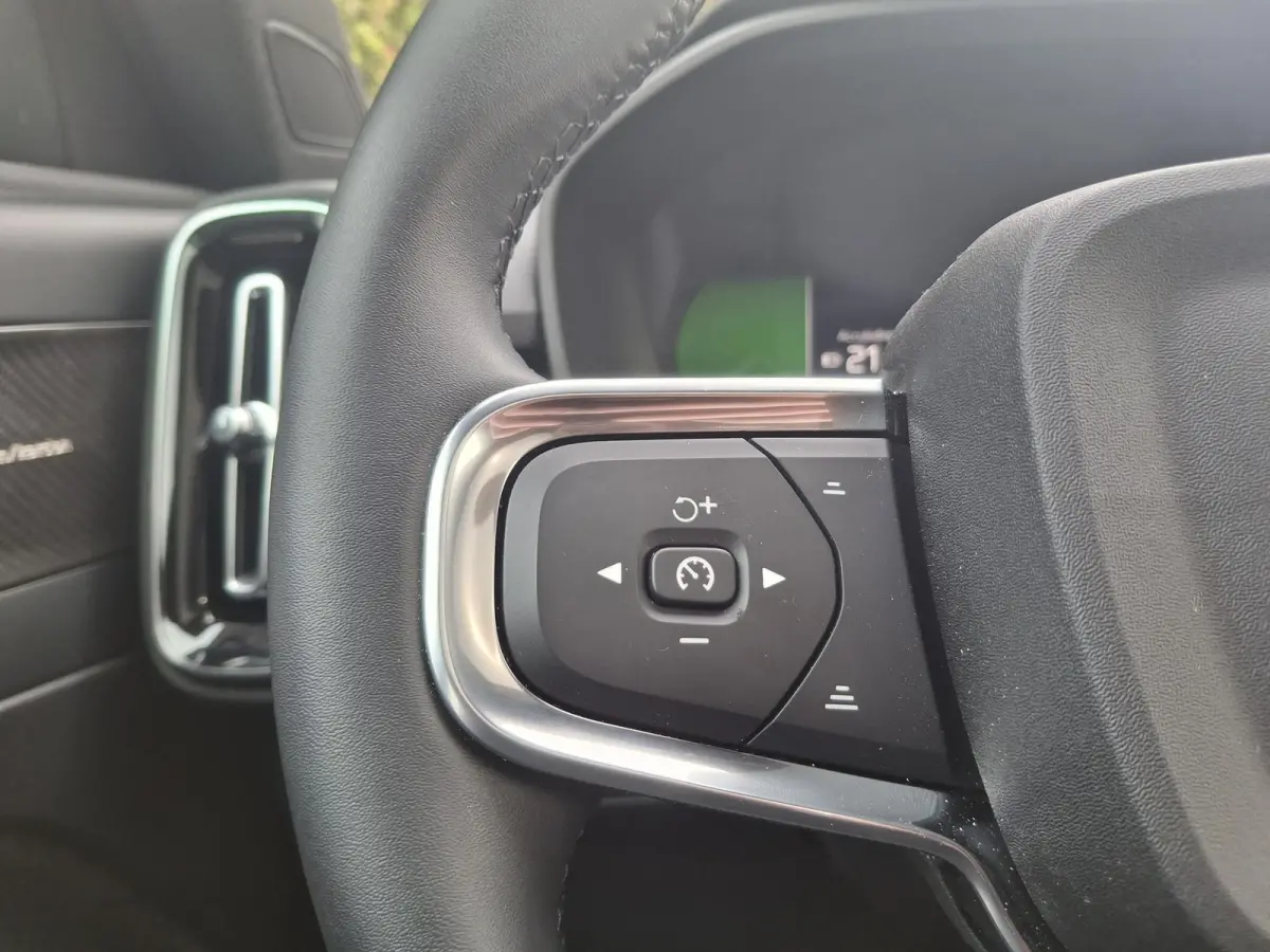 Single Motor Extended Range Plus Black Ed. 82 kWh | Demo | Panoramadak | 360 camera | Harman/Kardon | Pilot Assist |