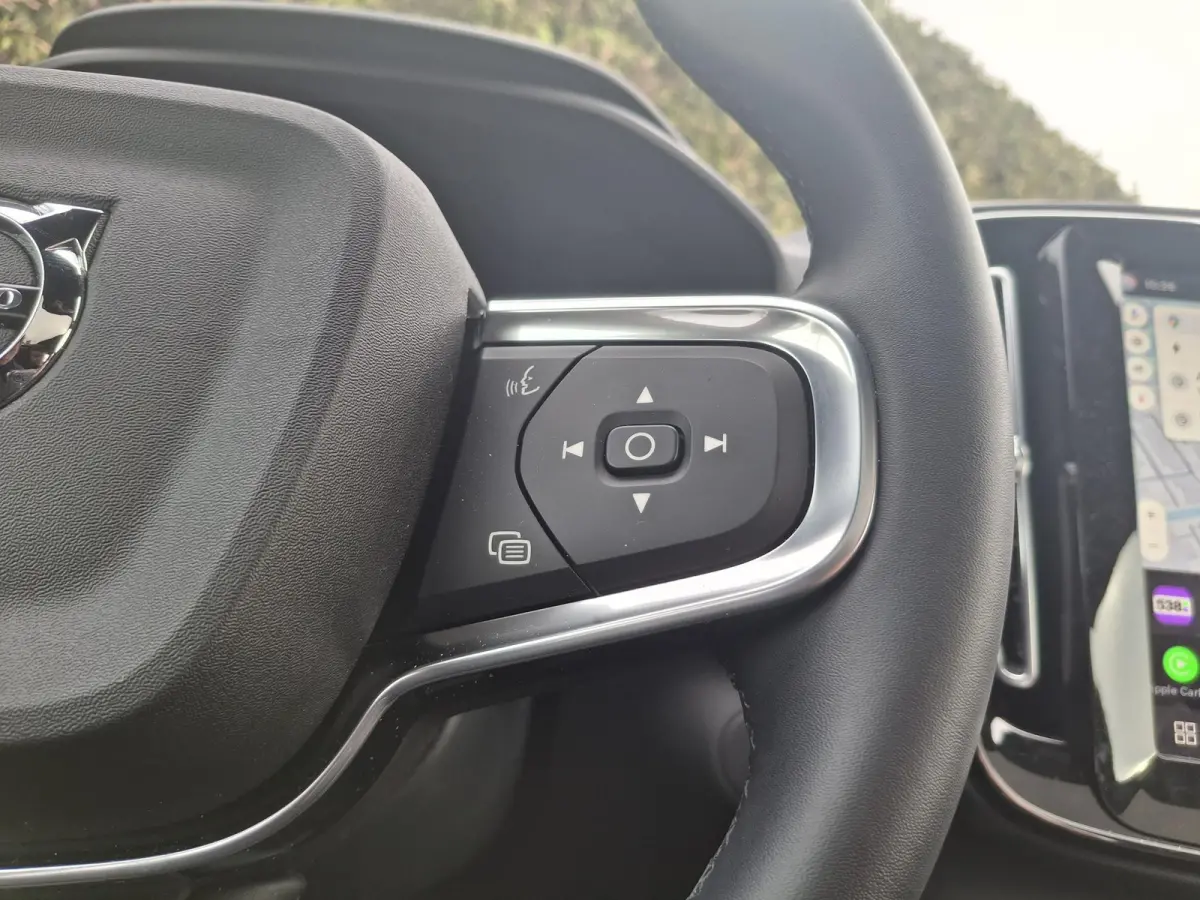 Single Motor Extended Range Plus Black Ed. 82 kWh | Demo | Panoramadak | 360 camera | Harman/Kardon | Pilot Assist |