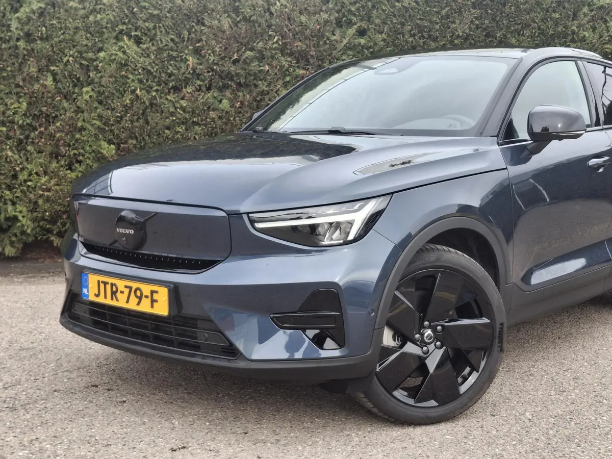 Single Motor Extended Range Plus Black Ed. 82 kWh | Demo | Panoramadak | 360 camera | Harman/Kardon | Pilot Assist |