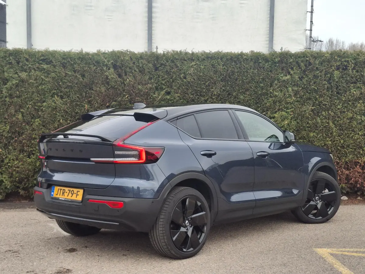 Single Motor Extended Range Plus Black Ed. 82 kWh | Demo | Panoramadak | 360 camera | Harman/Kardon | Pilot Assist |